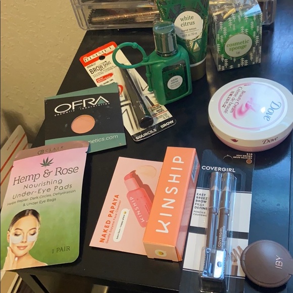 OFRA Other - 🎸10 Item Beauty Bundle